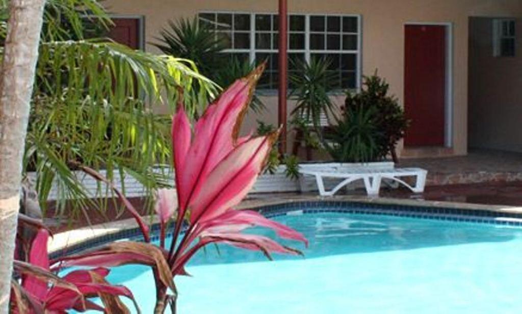 Beach And Town Motel Hollywood Ngoại thất bức ảnh
