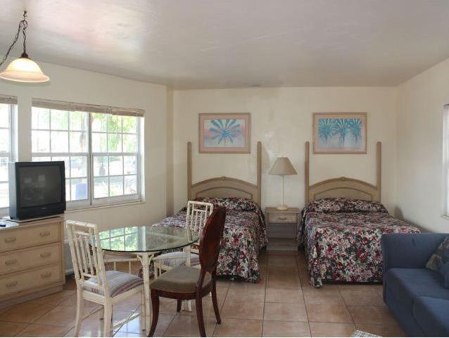 Beach And Town Motel Hollywood Phòng bức ảnh