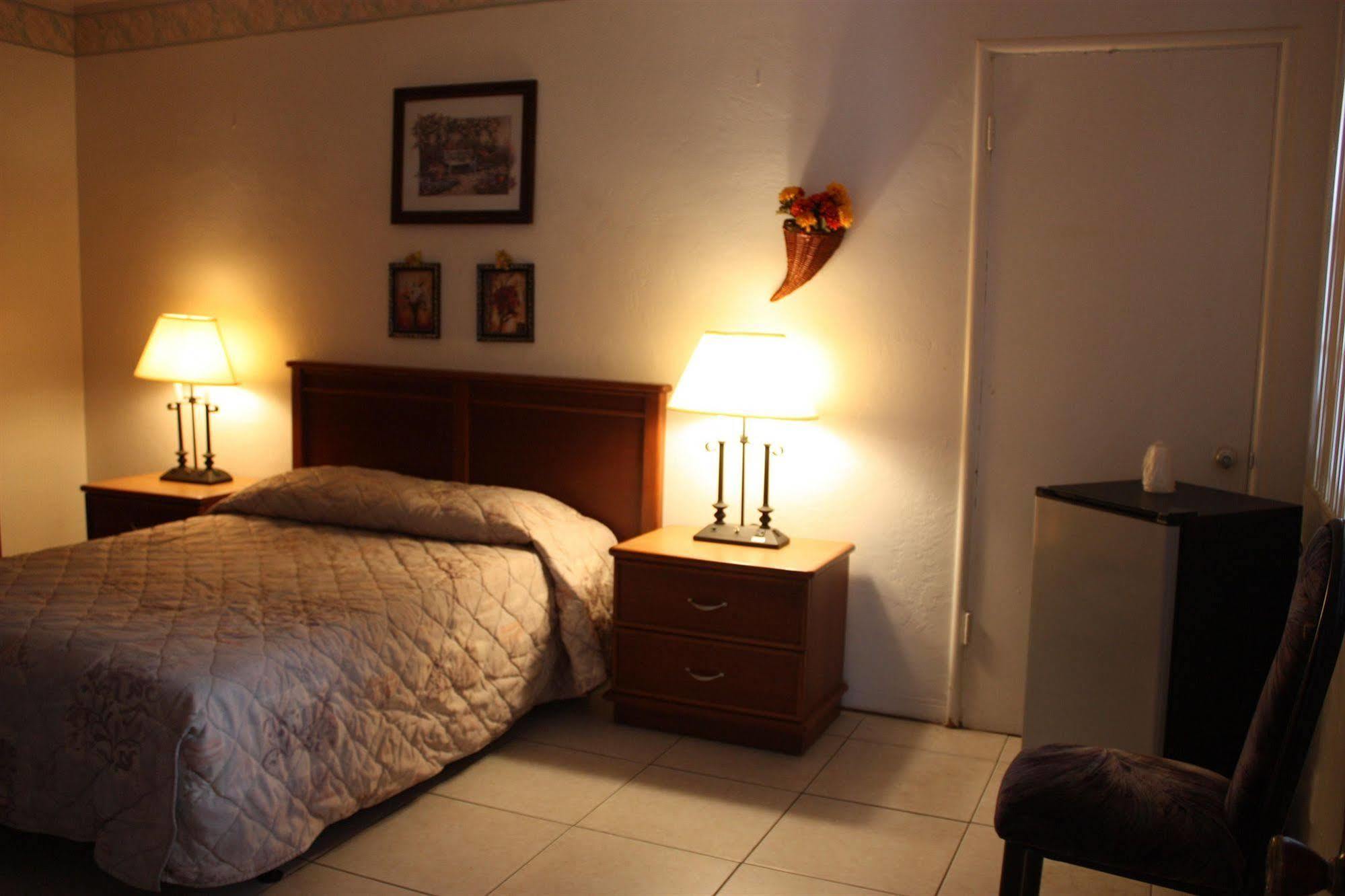 Beach And Town Motel Hollywood Ngoại thất bức ảnh